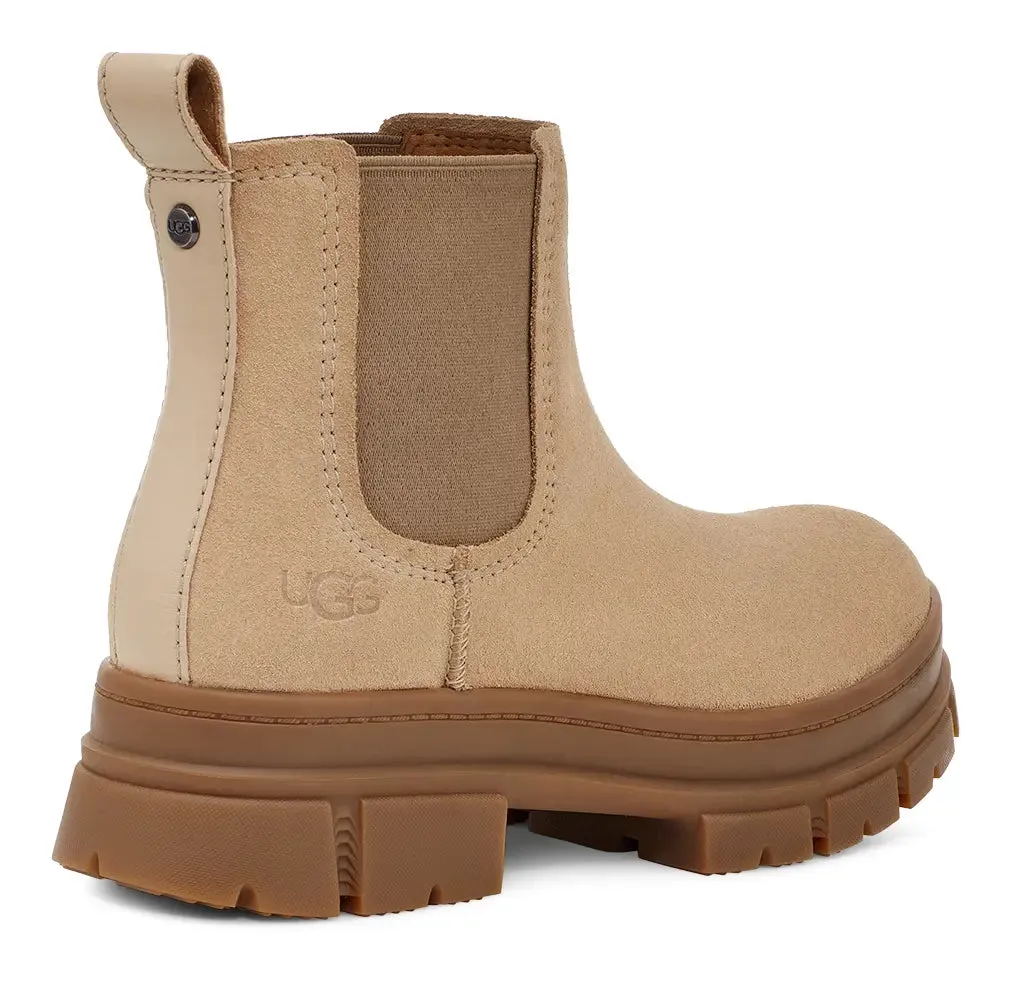 Women’s UGG Ashton Chelsea Boot – Waterproof Style for Any Season